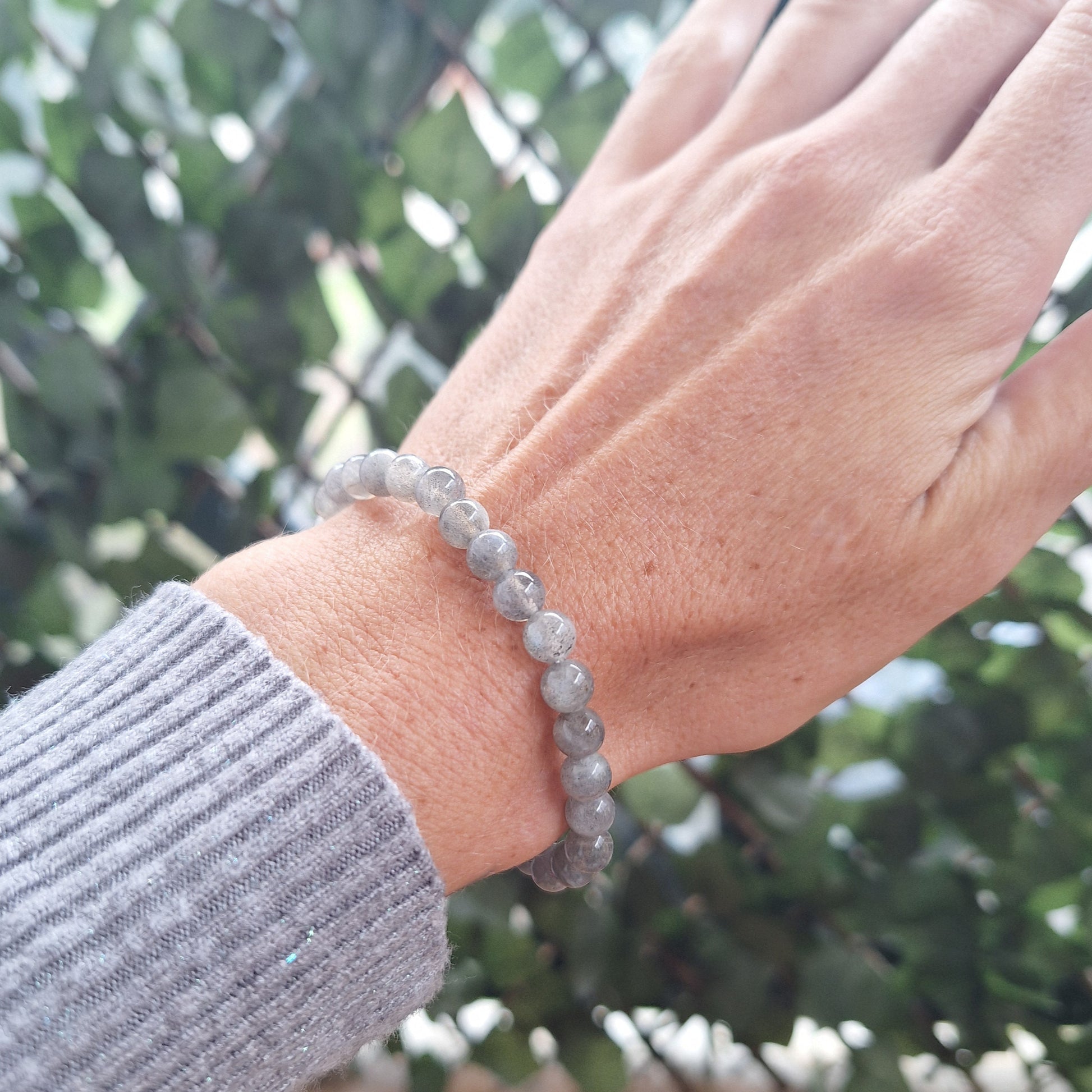 Bracelet Labradorite 6 mm – Protection Énergétique & Intuition - Bonheur de Lune