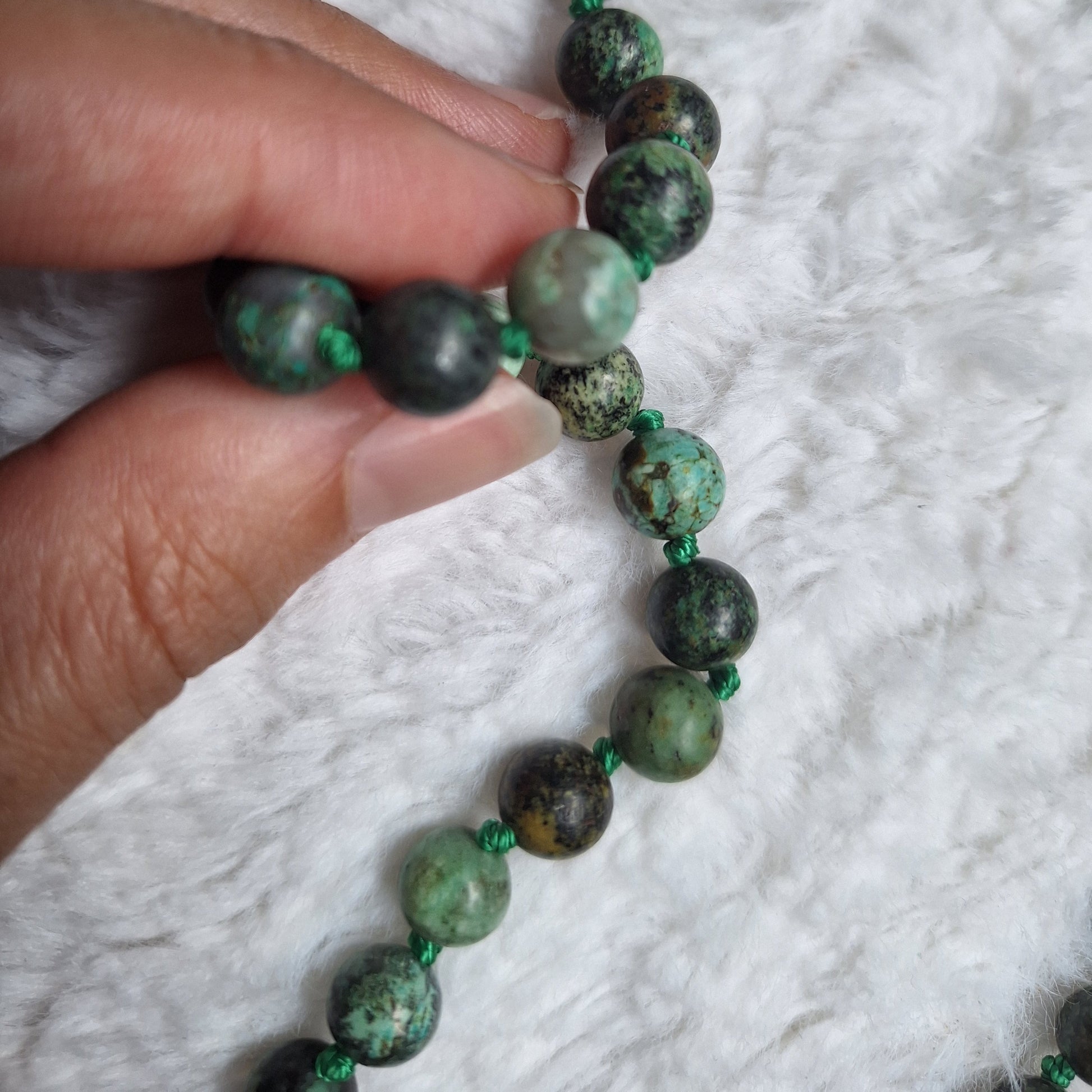 Collier Turquoise Africaine 8 mm – Protection & Expression – Acier Inoxydable - Bonheur de Lune