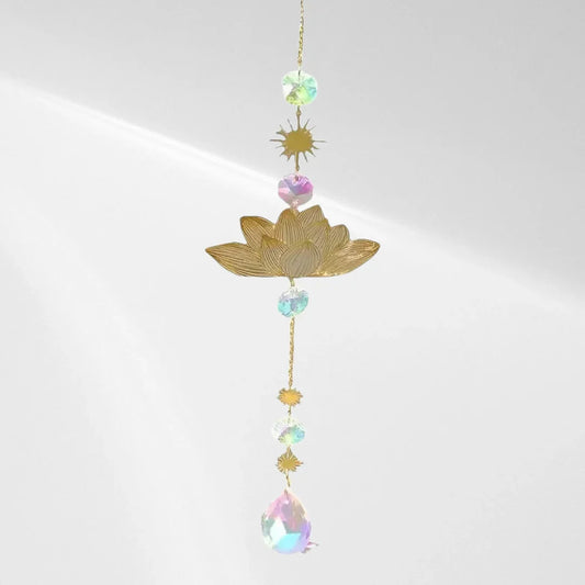Attrape-Soleil Lotus Doré – Sérénité, lumière et élévation spirituelle – Bonheur de Lune