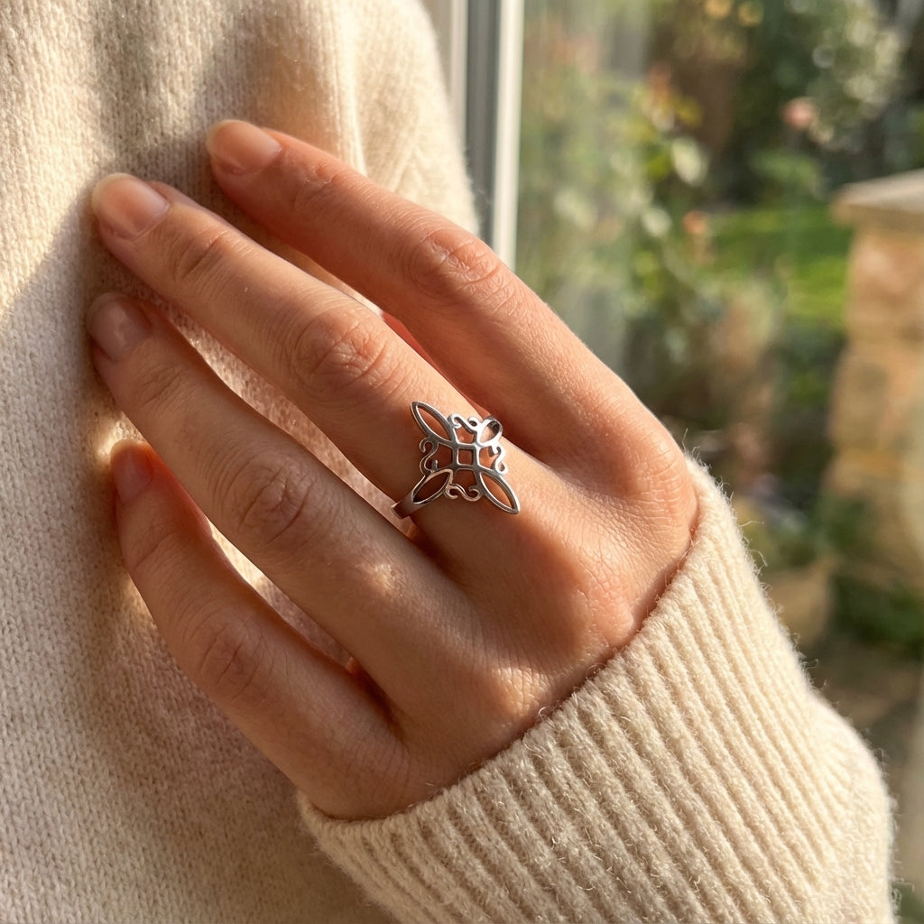 Bague Nœud Sorcière Wicca "Protection & Élégance Mystique"