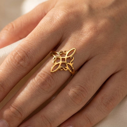 Bague Nœud Sorcière Wicca "Protection & Élégance Mystique"