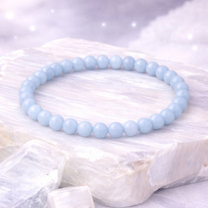 Bracelet en Angélite naturelle 6 mm – douceur et apaisement – Bonheur de Lune