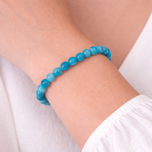 Bracelet Apatite Bleue 6 mm – Pierre Naturelle Clarté Intérieure – Bonheur de Lune