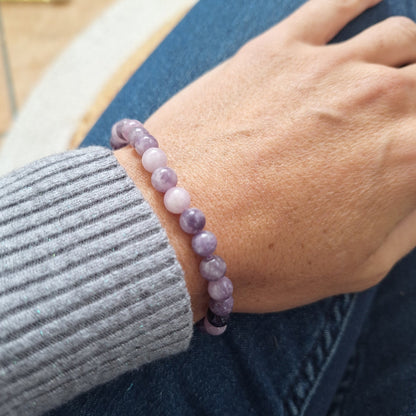 Bracelet Lépidolite 6 mm – Sérénité & Équilibre Émotionnel - Bonheur de Lune