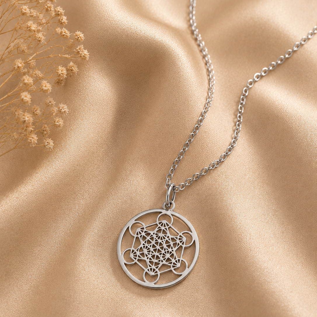 Collier Cube de Métatron – Protection & Harmonie – Acier Inoxydable Doré ou Argenté (2 cm ou 4 cm) – Bonheur de Lune
