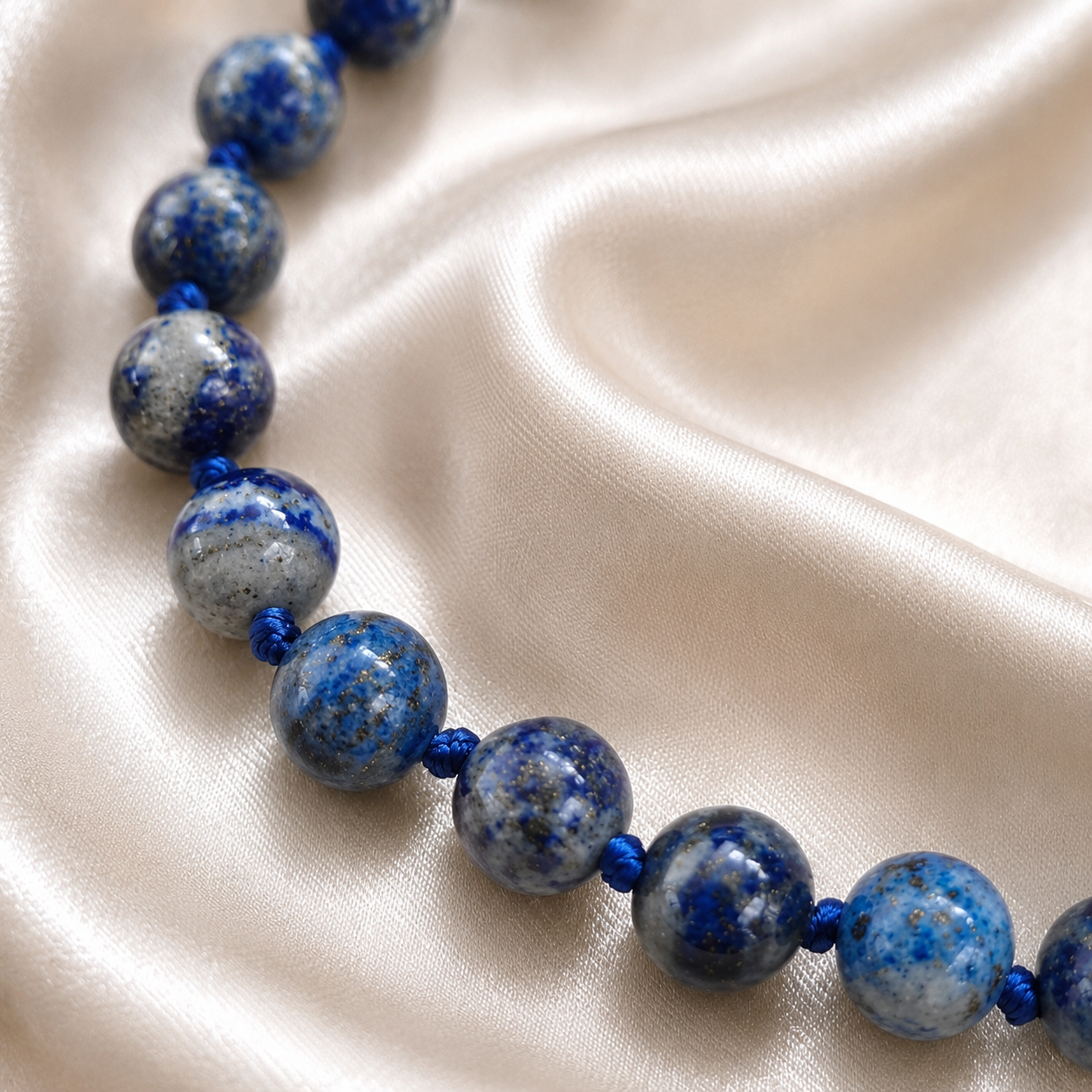Collier Lapis Lazuli 8 mm – Intuition & Vérité – Acier Inoxydable