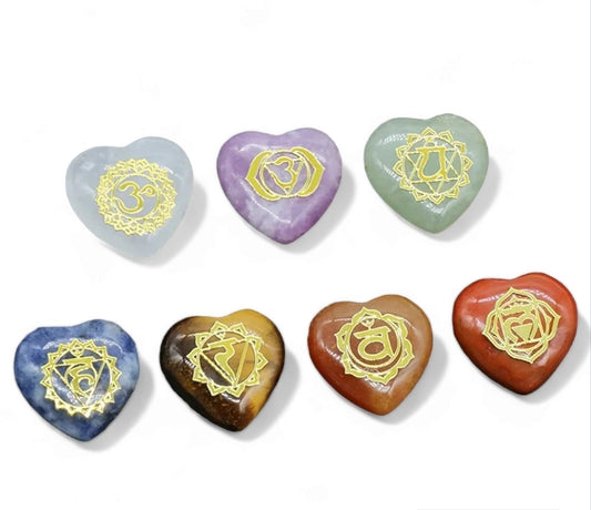 Ensemble de 7 pierres cœur des 7 chakras – Bonheur de Lune