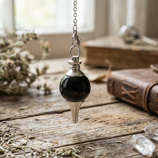 Pendule en agate noire – outil de divination en pierre naturelle – Bonheur de Lune