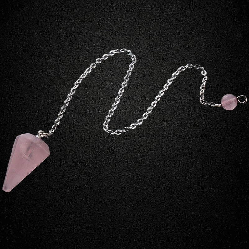 Pendule en quartz rose, outil de divination et de soin - Bonheur de Lune
