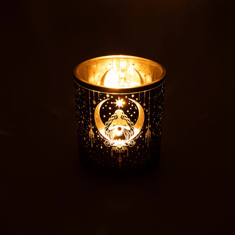 Photophore Déesse Mystique allumé avec bougie – ambiance chaleureuse