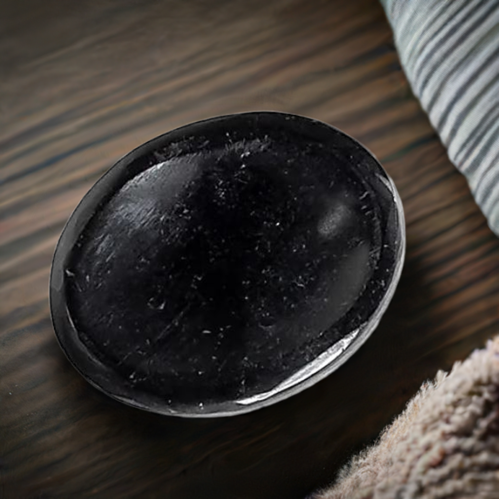 Pierre du soucis, capteur de cauchemars - Tourmaline Noire - Bonheur de Lune