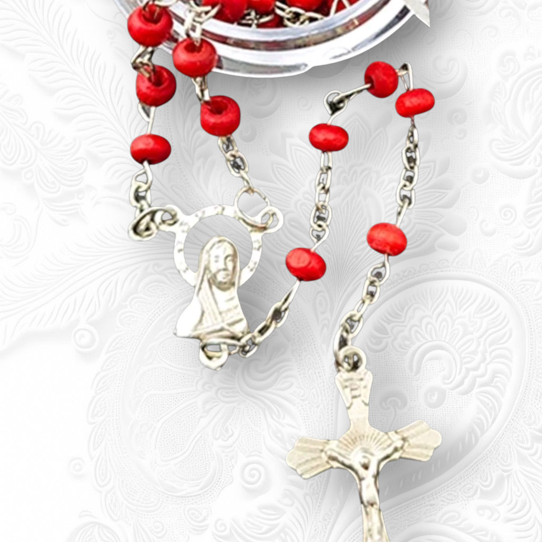 Collier Chapelet Chrétien en Perles de Bois Rouge - Parfumé à l'encens d'Oliban - Bonheur de Lune
