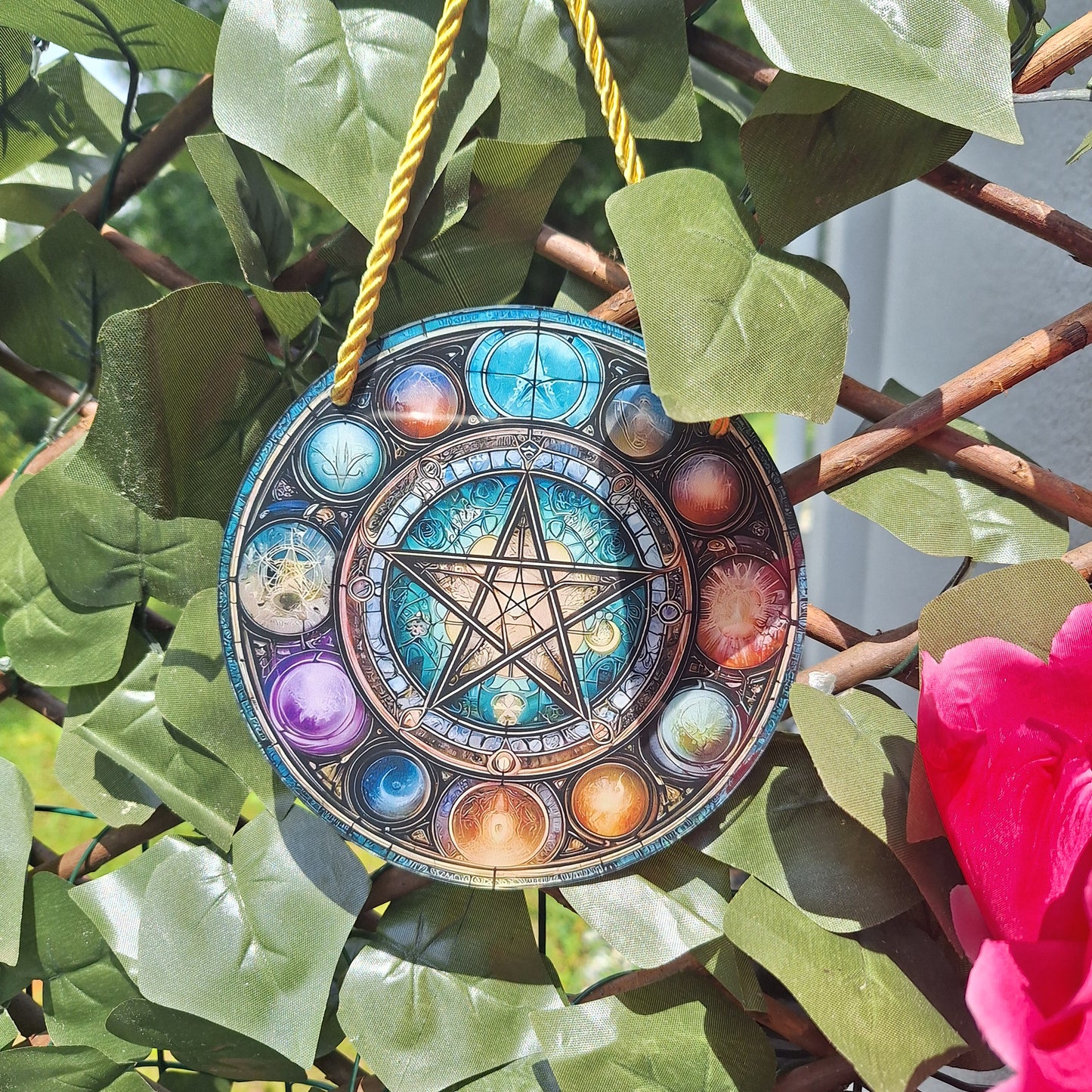 Vitrail à suspendre Pentacle & Symboles ésotériques – Énergie spirituelle et protection - Bonheur de Lune