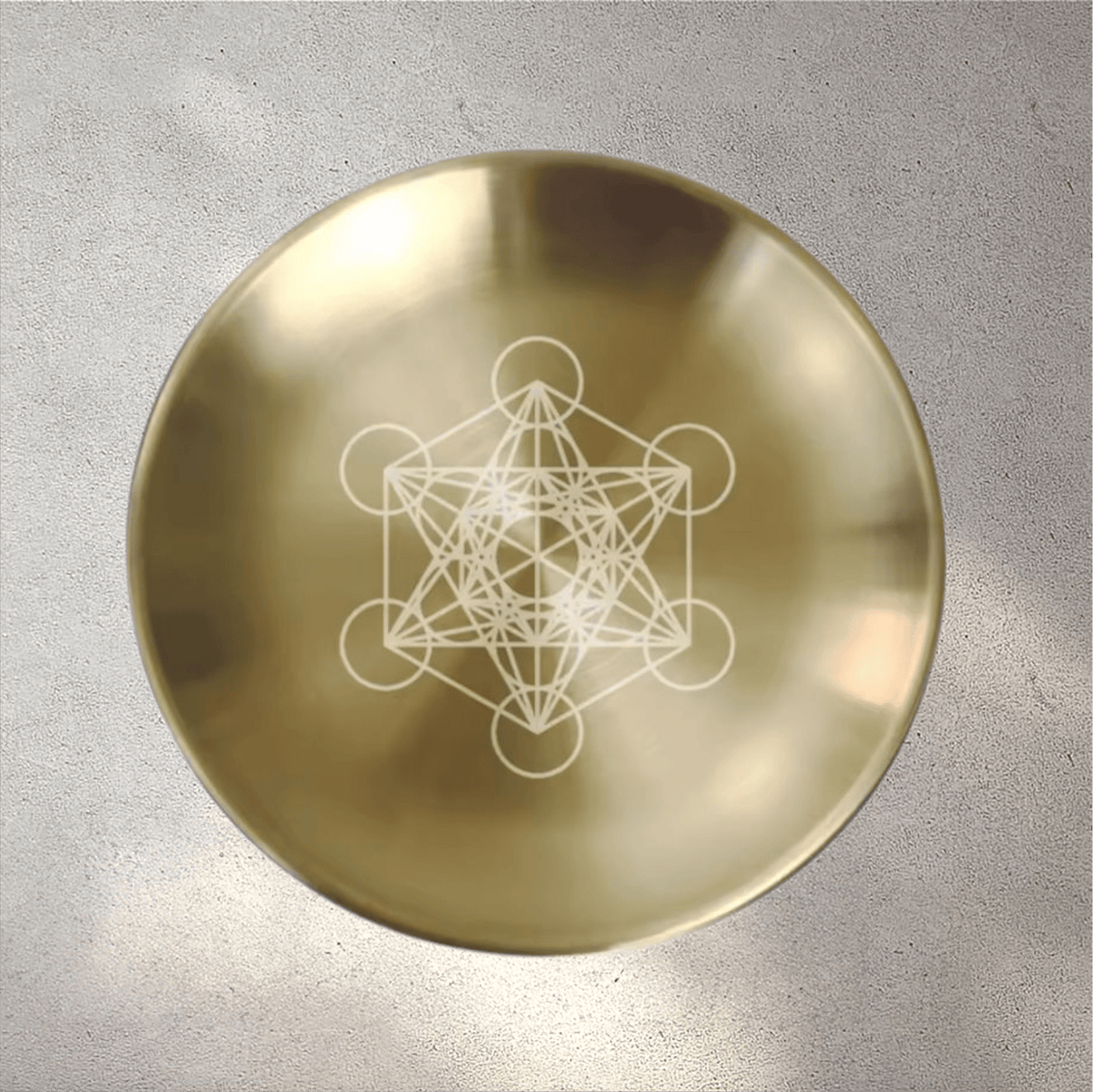 Support Rituel en Laiton Doré – Motif Triple Lune ou Cube de Métatron (14 cm) - Bonheur de Lune