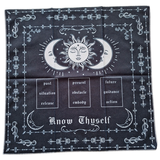 Tapis de Tirage de Cartes Noir & Blanc – Lune Soleil Passé Présent Futur 49x49 cm – Bonheur de Lune